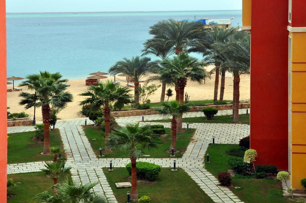 Esplanada Beach Apartment Хургада Экстерьер фото